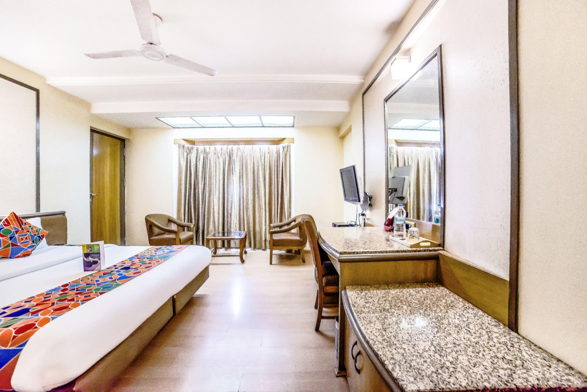 Hotel Gandharva Shivajinagar Pune Extérieur photo