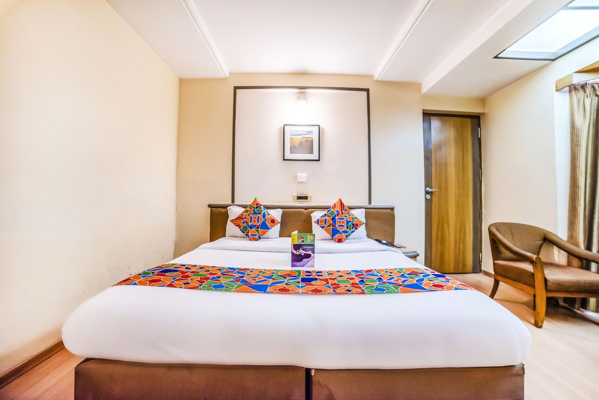 Hotel Gandharva Shivajinagar Pune Extérieur photo
