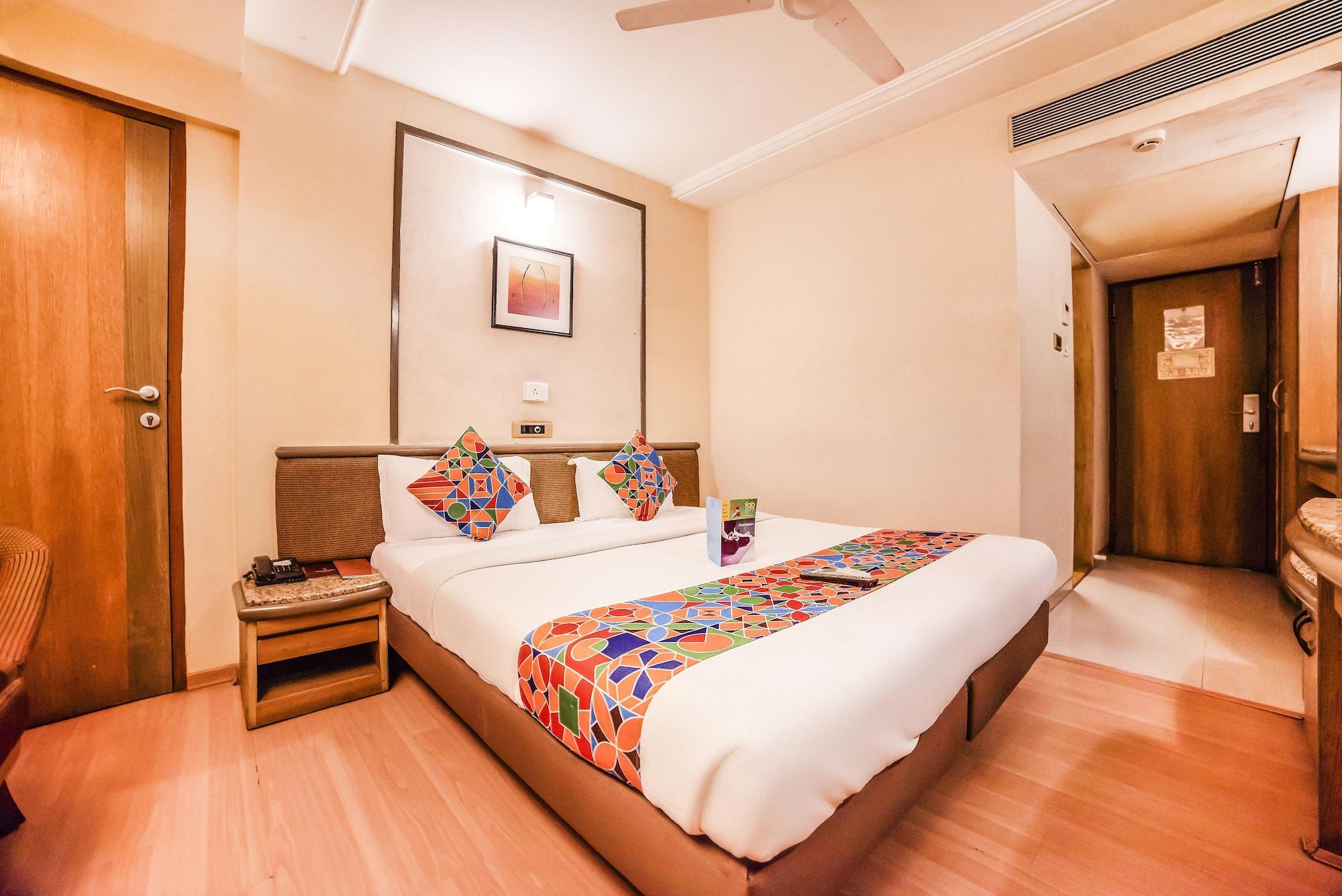 Hotel Gandharva Shivajinagar Pune Extérieur photo