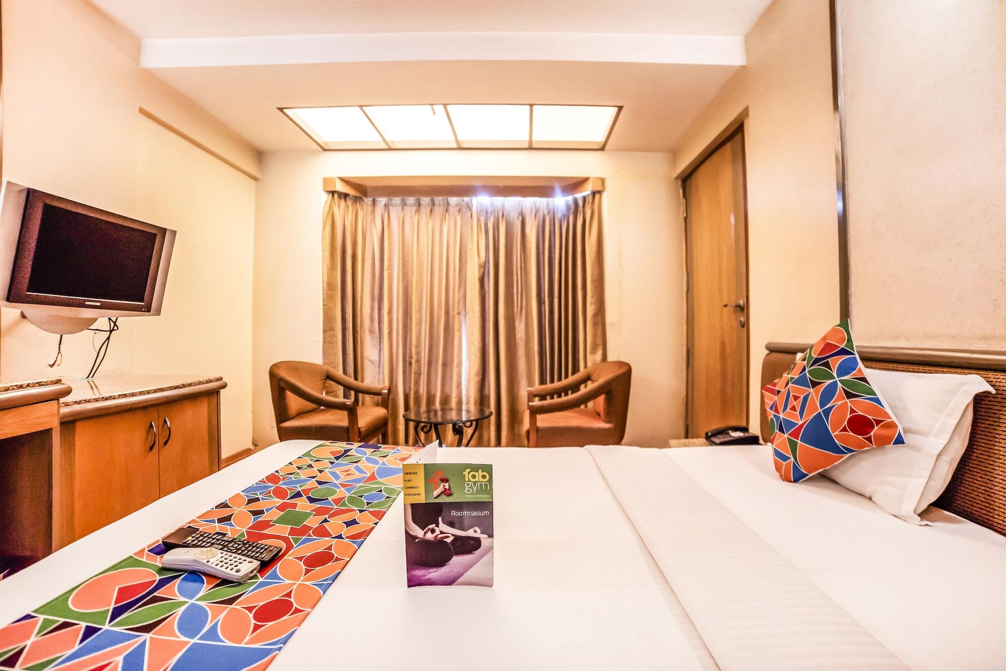 Hotel Gandharva Shivajinagar Pune Extérieur photo
