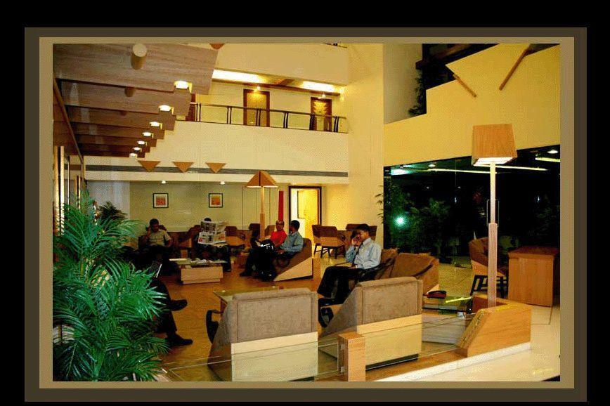 Hotel Gandharva Shivajinagar Pune Extérieur photo
