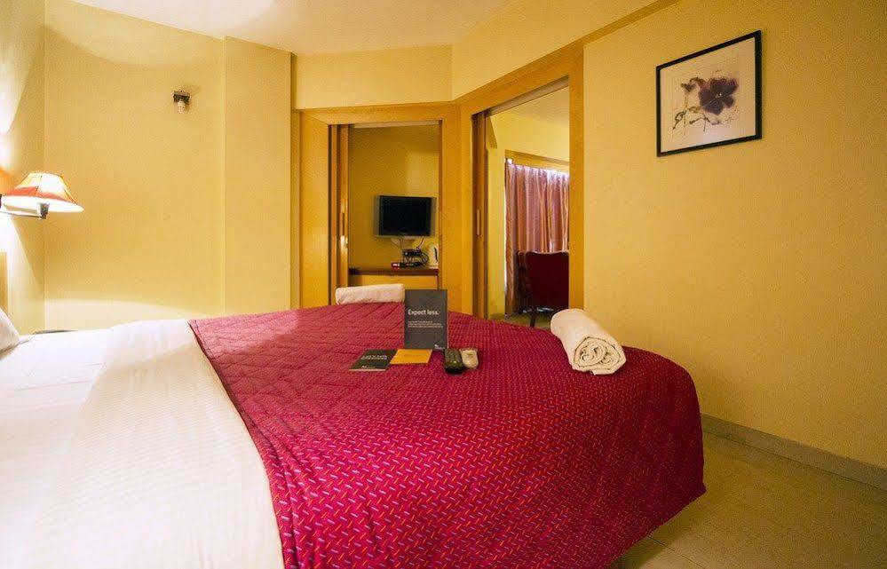 Hotel Gandharva Shivajinagar Pune Extérieur photo