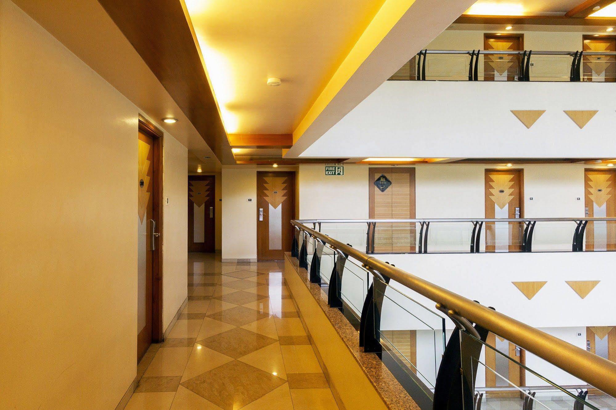 Hotel Gandharva Shivajinagar Pune Extérieur photo